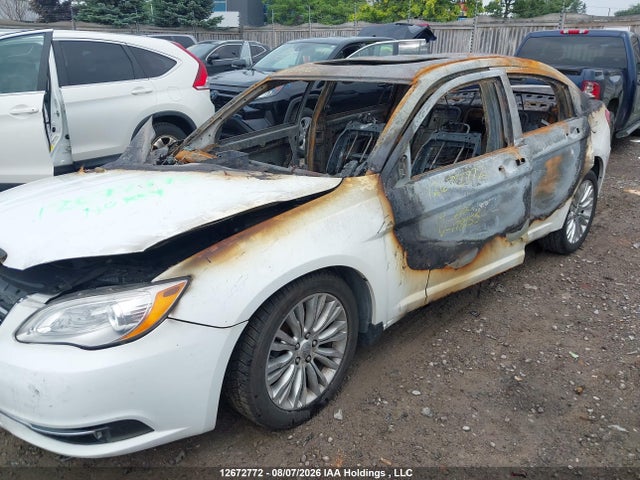 12672772 :رقم المزاد ، 1C3CCBCG7EN178155 vin ، 2014 Chrysler 200 Limited مزاد بيع