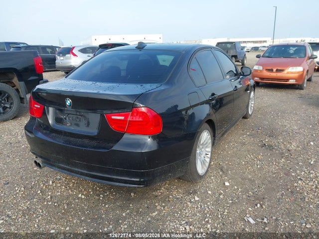 12672774 :رقم المزاد ، WBAPK7C50BA773098 vin ، 2011 Bmw 328 Xi مزاد بيع