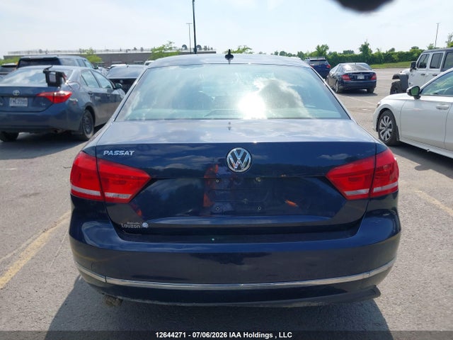 2012 Volkswagen Passat 2.5l Highline მანქანა იყიდება აუქციონზე, vin: 1VWCH7A32CC092932, აუქციონის ნომერი: 12644271