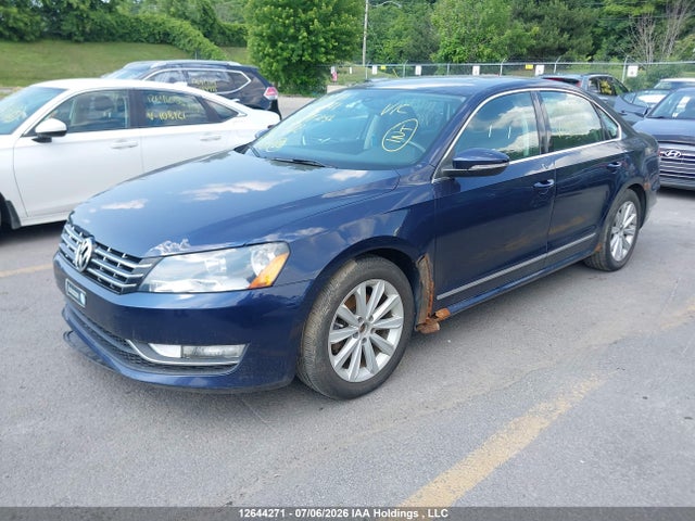 2012 Volkswagen Passat 2.5l Highline მანქანა იყიდება აუქციონზე, vin: 1VWCH7A32CC092932, აუქციონის ნომერი: 12644271