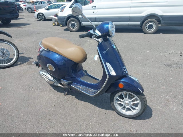 Продажа на аукционе авто 2022 Vespa Primavera/sprint 50, vin: ZAPCA06B7N5103718, номер лота: 12672805