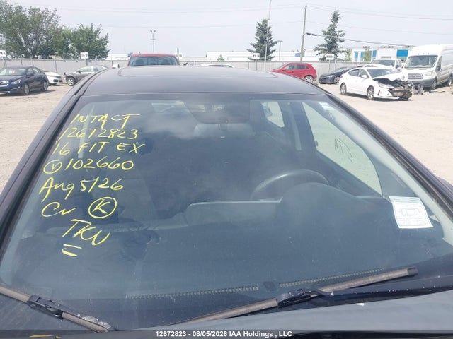Продажа на аукционе авто 2016 Honda Fit Ex/exl, vin: 3HGGK5H72GM102660, номер лота: 12672823