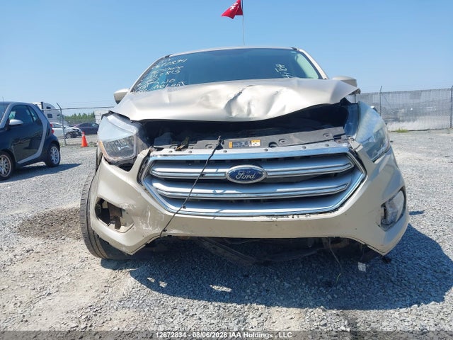 12672834 :رقم المزاد ، 1FMCU9GD2HUA42815 vin ، 2017 Ford Escape Se مزاد بيع