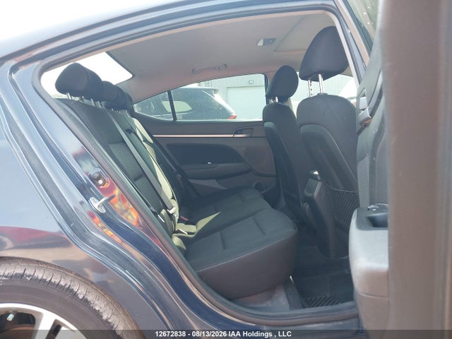 Продажа на аукционе авто 2017 Hyundai Elantra, vin: KMHD84LF3HU217673, номер лота: 12672838