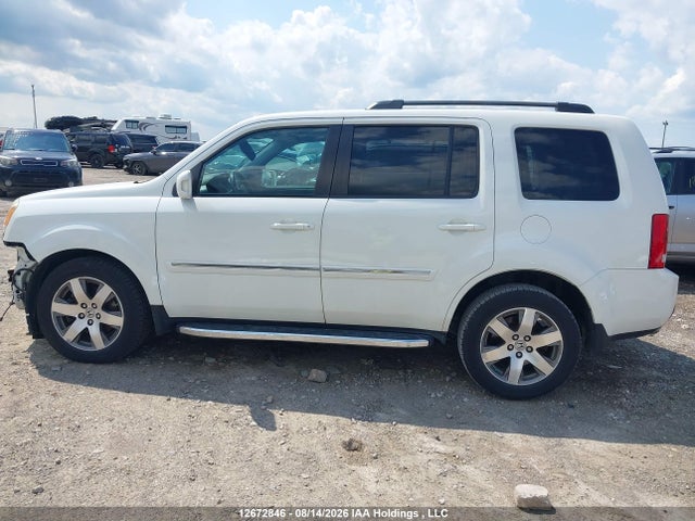 Honda Pilot Touring 2014 5FNYF4H96EB505531 Image 15