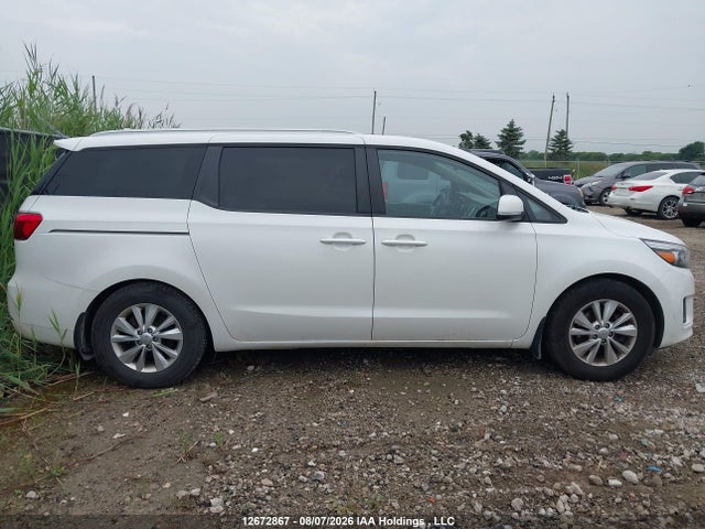 2018 Kia Sedona მანქანა იყიდება აუქციონზე, vin: KNDMB5C11J6393311, აუქციონის ნომერი: 12672867