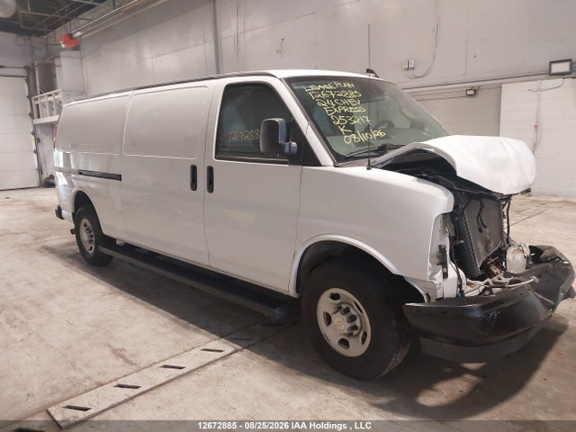 Chevrolet Express G2500 2024 1GCWGBFP9R1253217 Image 14