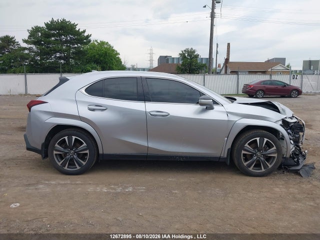 Lexus UX 250H 2024 JTHL9JBH0R2075308 Image 13