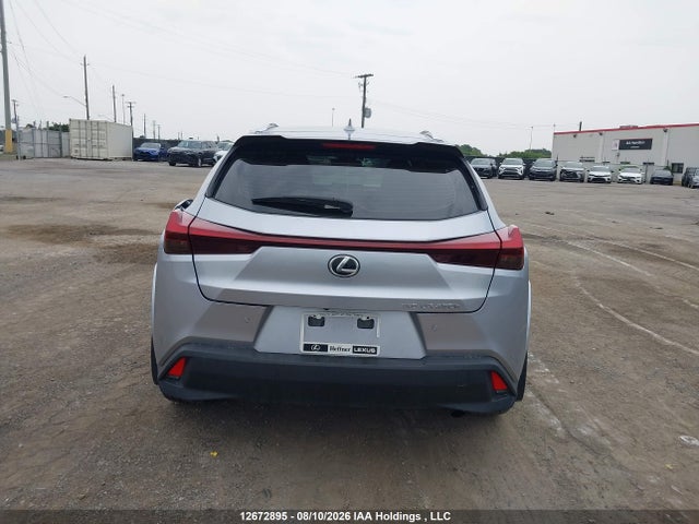 Lexus UX 250H 2024 JTHL9JBH0R2075308 Image 16