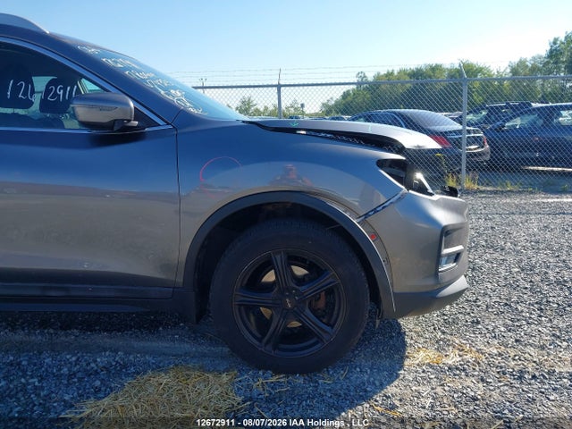 Aukcja sprzedaży 2017 Nissan Rogue S/sl Platinum/sv, vin: 5N1AT2MV8HC743251, numer aukcji: 12672911