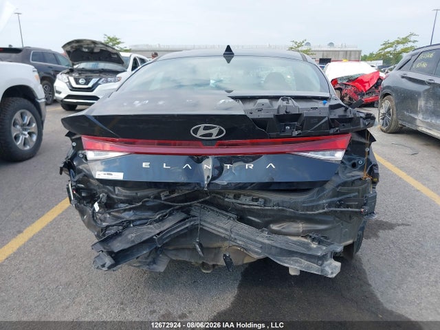 KMHLM4DG5SU041439 Hyundai Elantra Preferred