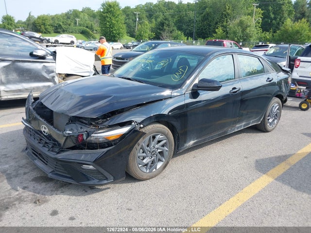 KMHLM4DG5SU041439 Hyundai Elantra Preferred