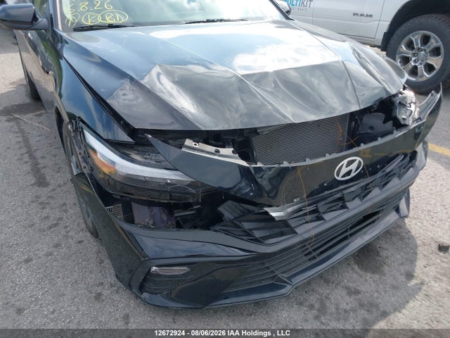 KMHLM4DG5SU041439 Hyundai Elantra Preferred