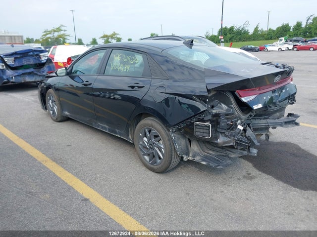 KMHLM4DG5SU041439 Hyundai Elantra Preferred