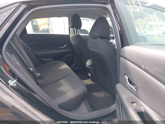 KMHLM4DG5SU041439 Hyundai Elantra Preferred