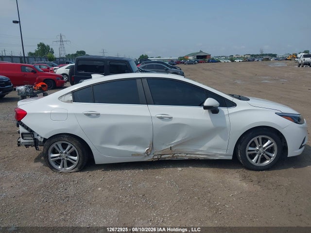 2017 Chevrolet Cruze მანქანა იყიდება აუქციონზე, vin: 1G1BE5SM4H7255303, აუქციონის ნომერი: 12672925