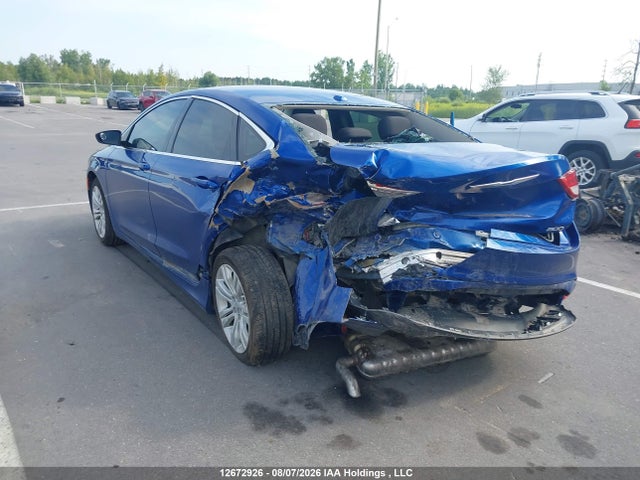 Chrysler 200 Limited 2015 1C3CCCAB0FN735762 Image 3