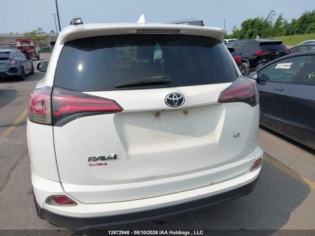 2T3ZFREV0JW498132 Toyota RAV4 LE