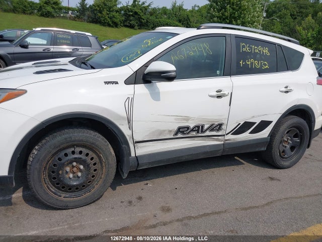 2T3ZFREV0JW498132 Toyota RAV4 LE