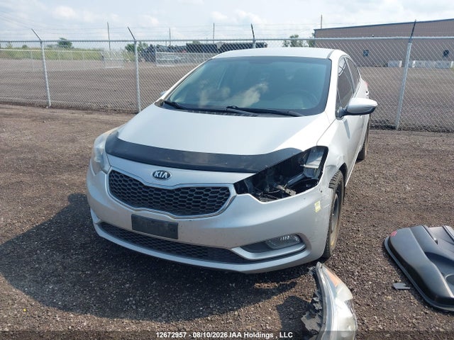 KIA Forte 2016 KNAFX4A83G5530460 Image 2