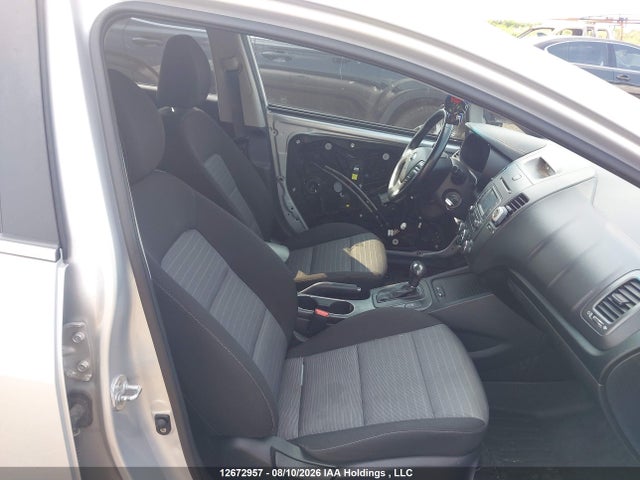 KIA Forte 2016 KNAFX4A83G5530460 Image 5