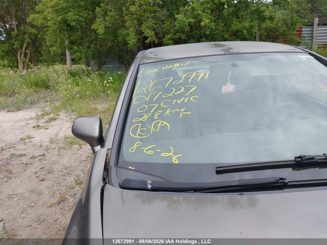 Продаж на аукціоні авто 2007 Honda Civic Lx, vin: 2HGFA16527H017227, номер лоту: 12672991