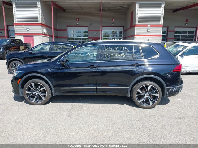 3VV4B7AX3NM147418 Volkswagen Tiguan Sel R-line