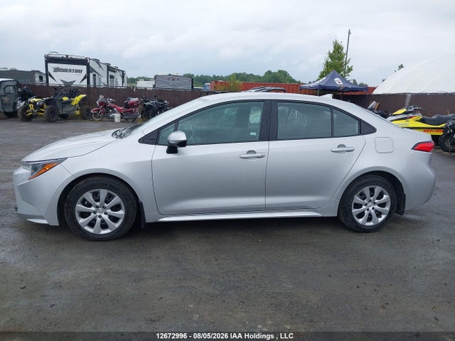 5YFB4MDE6SP313525 Toyota COROLLA LE