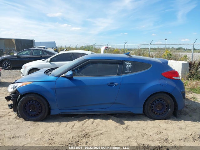 2016 Hyundai Veloster მანქანა იყიდება აუქციონზე, vin: KMHTC6AEXGU259739, აუქციონის ნომერი: 12673001