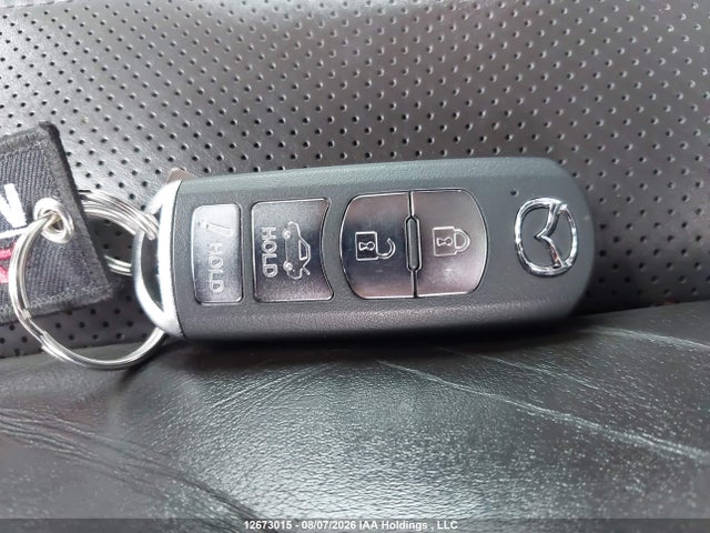 Mazda 6 2018 JM1GL1XY5J1304069 Image 11