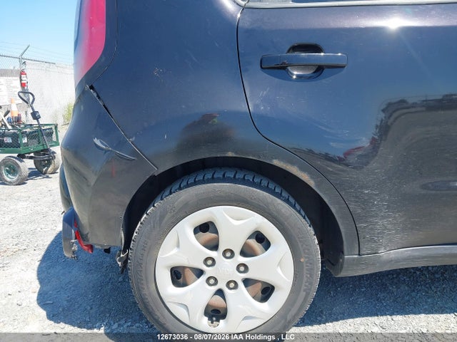 2015 Kia Soul Lx/lx+ მანქანა იყიდება აუქციონზე, vin: KNDJN2A29F7227026, აუქციონის ნომერი: 12673036