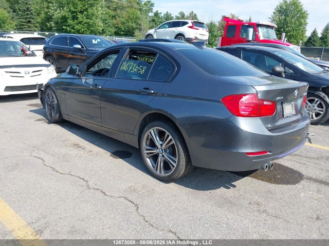 WBA3B3C59FF547786 BMW 328i Xdrive
