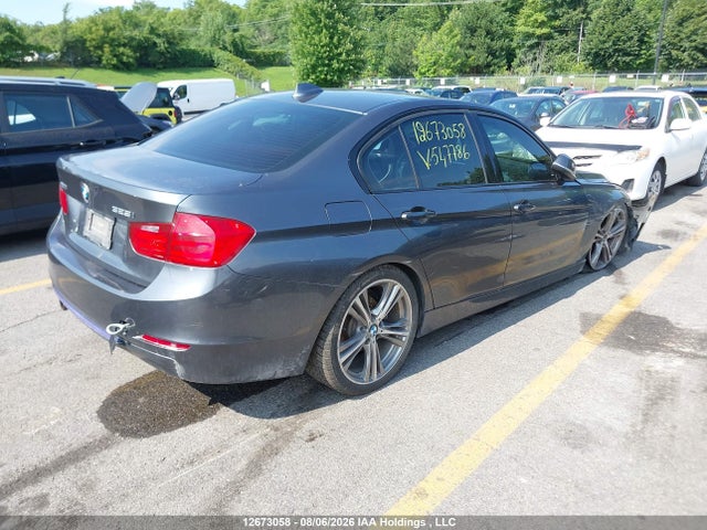 WBA3B3C59FF547786 BMW 328i Xdrive