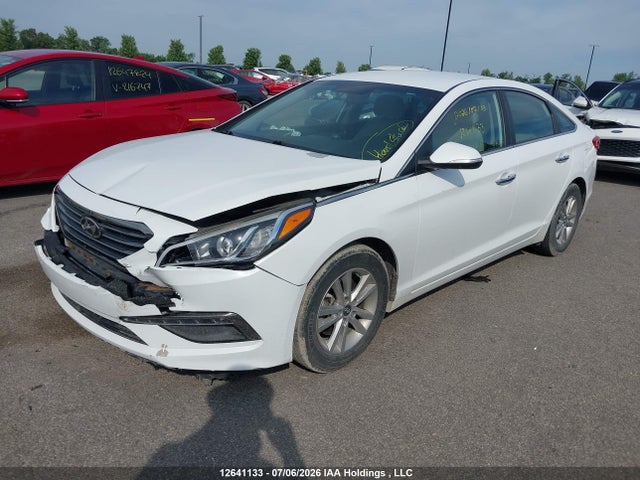 2015 Hyundai Sonata Gls მანქანა იყიდება აუქციონზე, vin: 5NPE24AF7FH110078, აუქციონის ნომერი: 12641133