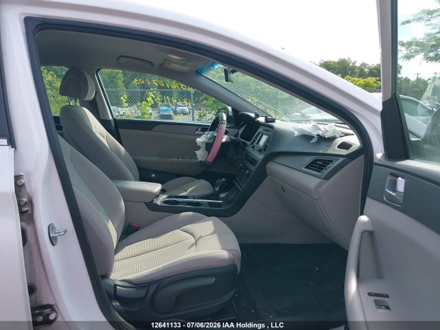 2015 Hyundai Sonata Gls მანქანა იყიდება აუქციონზე, vin: 5NPE24AF7FH110078, აუქციონის ნომერი: 12641133