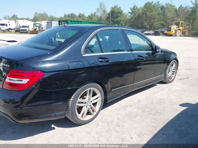Aukcja sprzedaży 2013 Mercedes-benz C 300 4matic, vin: WDDGF8AB7DA856994, numer aukcji: 12673117