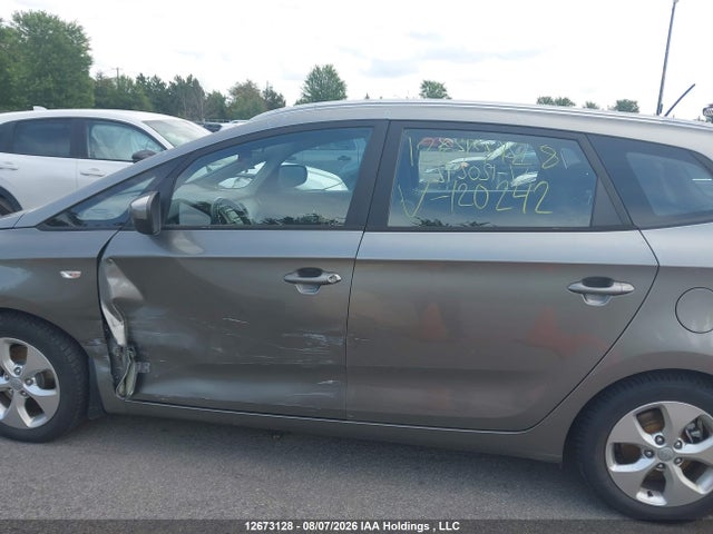 Продаж на аукціоні авто 2015 Kia Rondo Lx/lx Value/lx Winter Edition, vin: KNAHT8A3XF7120242, номер лоту: 12673128