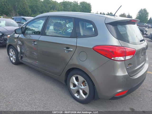 Продаж на аукціоні авто 2015 Kia Rondo Lx/lx Value/lx Winter Edition, vin: KNAHT8A3XF7120242, номер лоту: 12673128