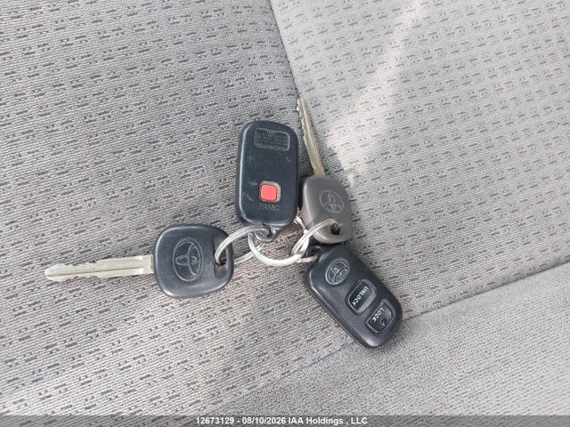 12673129 :رقم المزاد ، 2T1BR32E45C895823 vin ، 2005 Toyota Corolla Ce/le/s مزاد بيع