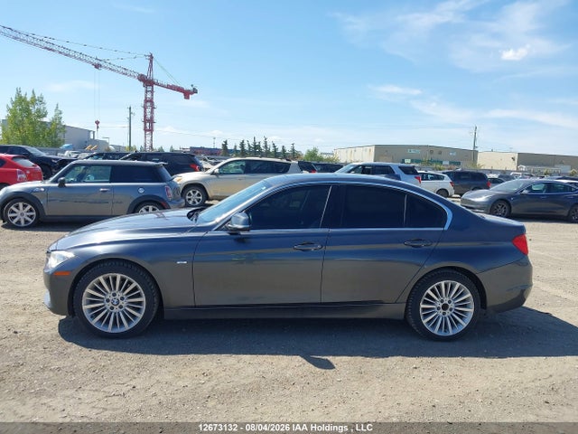 Продажа на аукционе авто 2013 Bmw 328i Xdrive/xdrive Classic Line, vin: WBA3B3C50DF532090, номер лота: 12673132