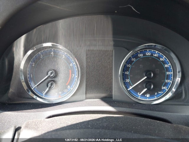 2T1BURHE4KC132754 Toyota COROLLA SE