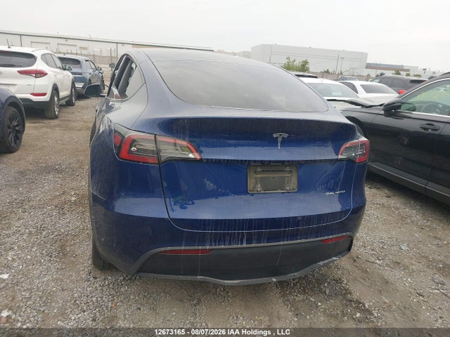 Tesla Model Y 2023 LRWYGDEE6PC105139 Image 16