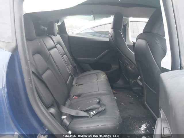 Tesla Model Y 2023 LRWYGDEE6PC105139 Image 8