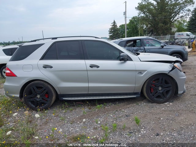12673176 :رقم المزاد ، 4JGDA7EB9DA220699 vin ، 2013 Mercedes-benz Ml 63 Amg مزاد بيع