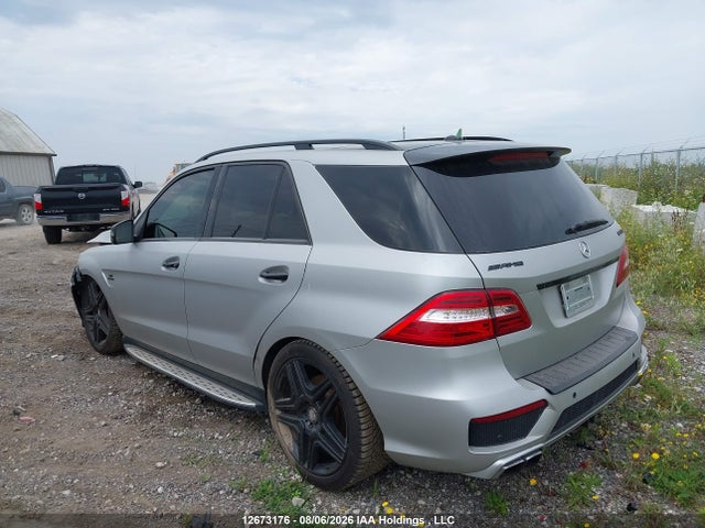 12673176 :رقم المزاد ، 4JGDA7EB9DA220699 vin ، 2013 Mercedes-benz Ml 63 Amg مزاد بيع