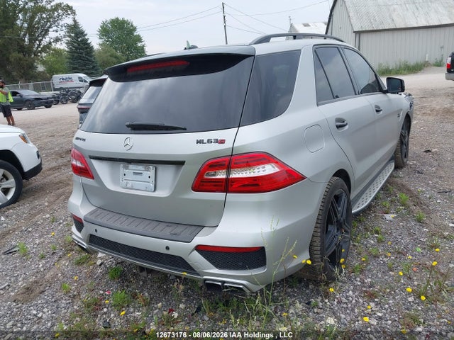 12673176 :رقم المزاد ، 4JGDA7EB9DA220699 vin ، 2013 Mercedes-benz Ml 63 Amg مزاد بيع
