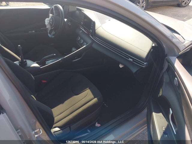 KMHLM4DG3RU714786 Hyundai Elantra