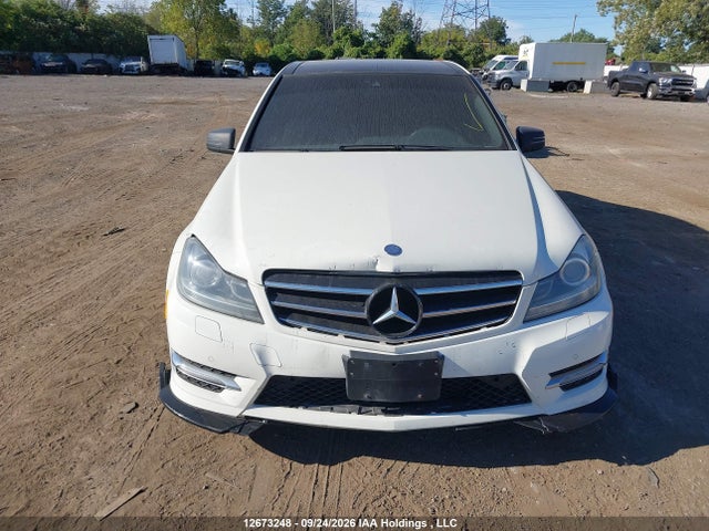 12673248 :رقم المزاد ، WDDGF8BBXCA734806 vin ، 2012 Mercedes-benz C 300 مزاد بيع