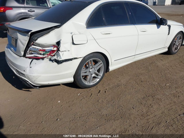 12673248 :رقم المزاد ، WDDGF8BBXCA734806 vin ، 2012 Mercedes-benz C 300 مزاد بيع