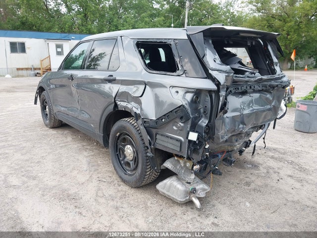 2025 Ford Explorer Police Interceptor მანქანა იყიდება აუქციონზე, vin: 1FM5K8AB0SGA53866, აუქციონის ნომერი: 12673251